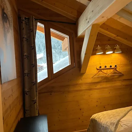 La Rose Des Neiges à Appartement
