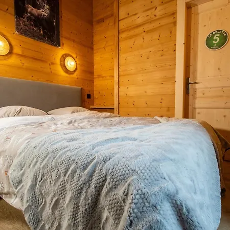 La Rose Des Neiges à Appartement